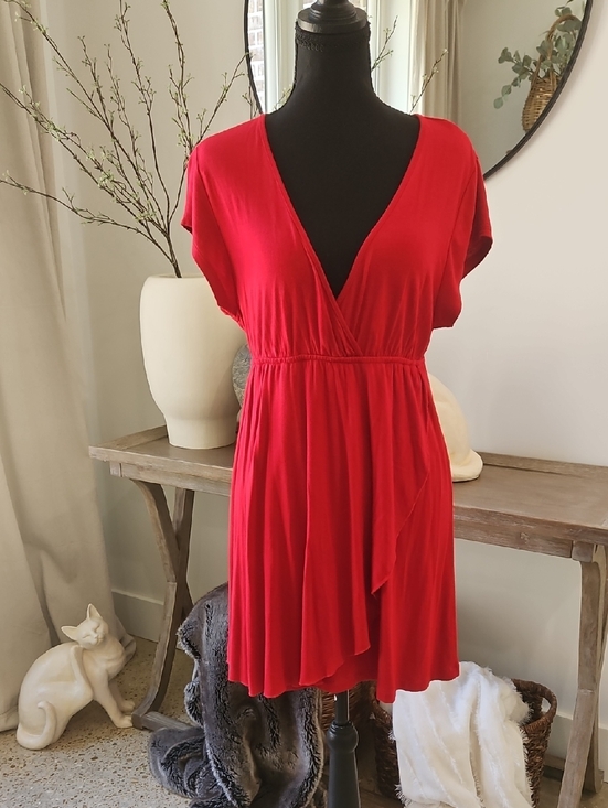 Uniform John Paul Richard Dresses & Skirts - John Paul Richard/ Uniform Midi Red Dress
